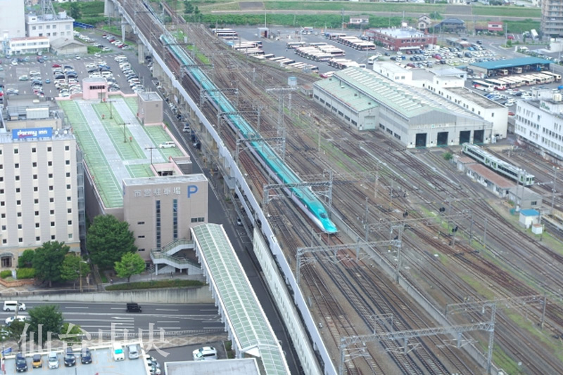 整備されている東北新幹線はやぶさ号